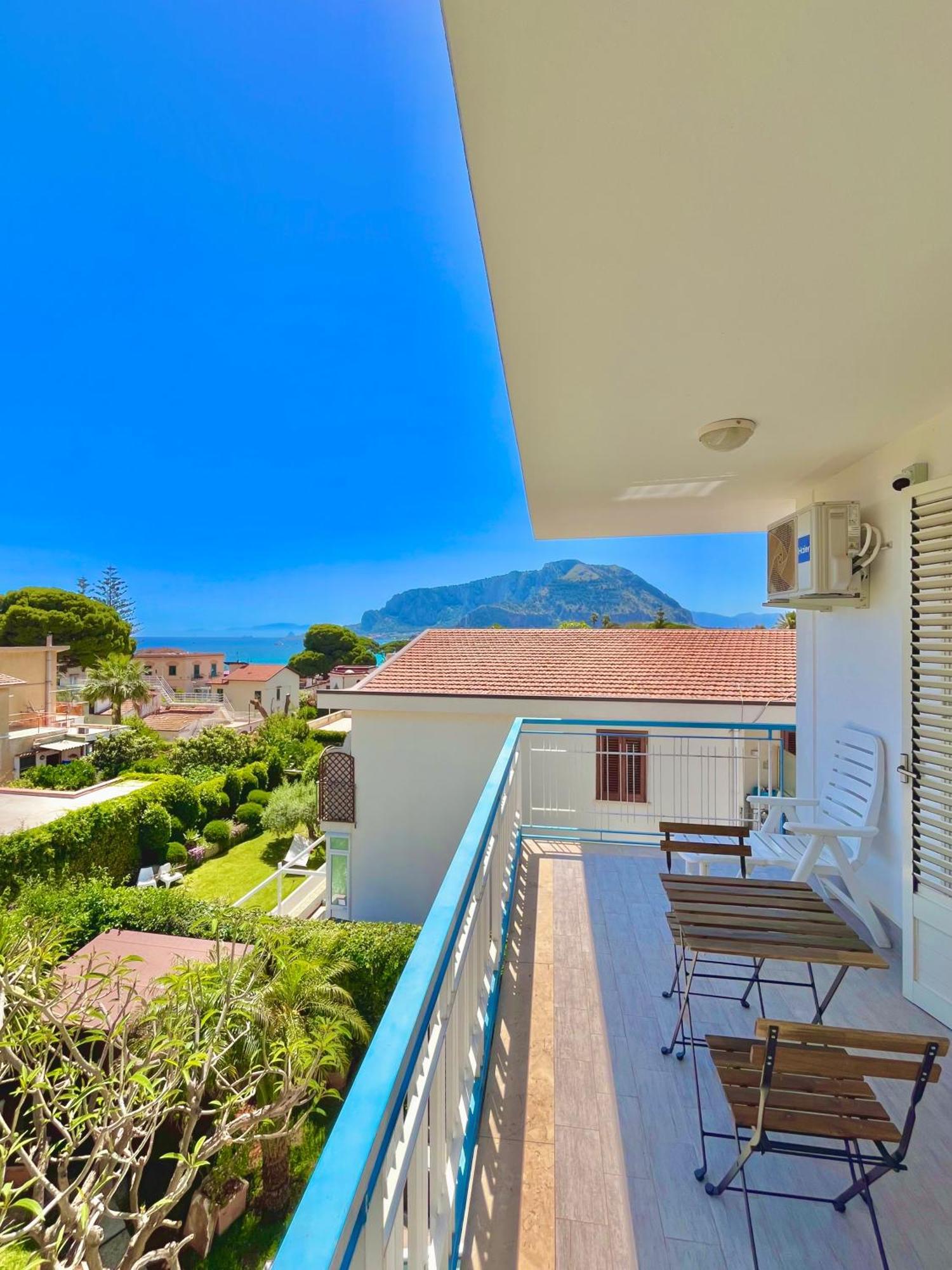Mongibello Rooftop Mondello Buitenkant foto